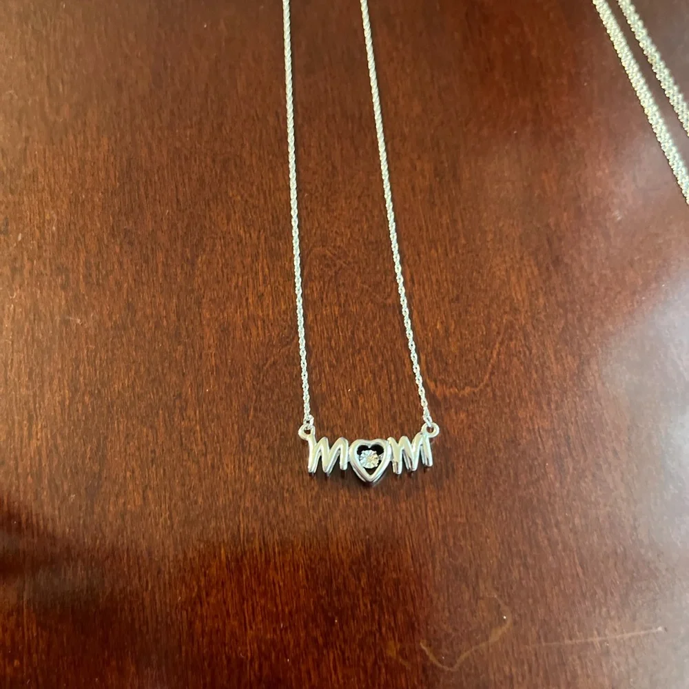 Sterling Necklace, 18ins with MOM - Picture 1 of 2